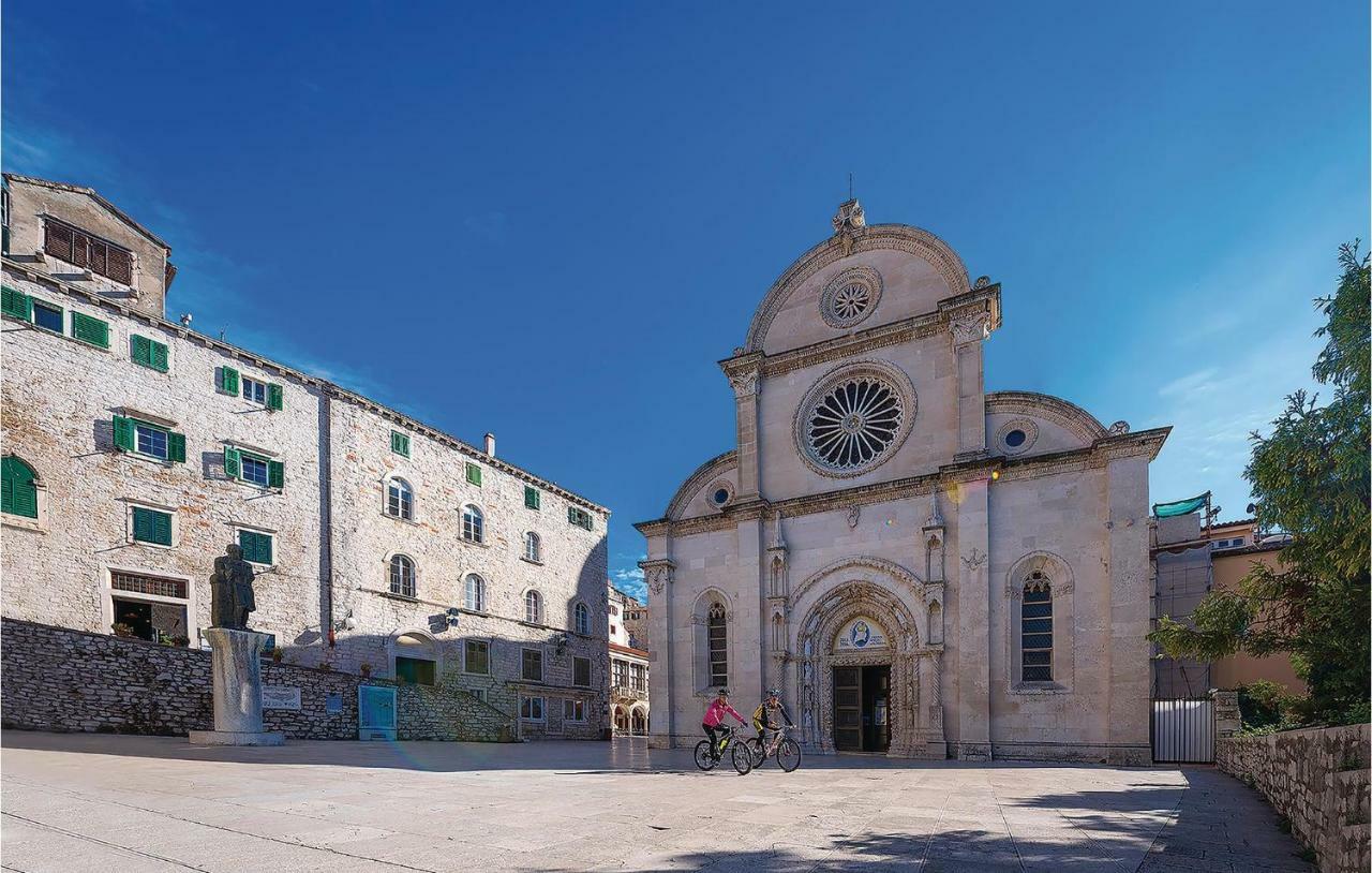 Cozy Apartment In Brodarica With Wifi Esterno foto