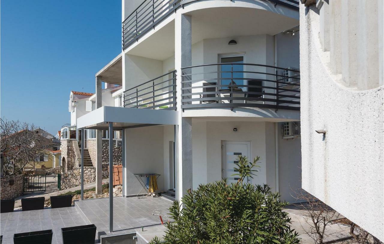 Cozy Apartment In Brodarica With Wifi Esterno foto