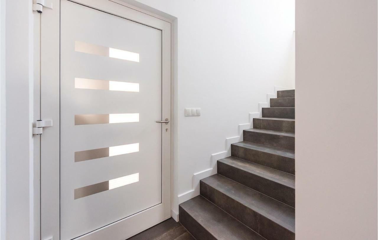 Cozy Apartment In Brodarica With Wifi Esterno foto